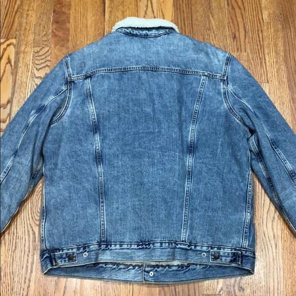 LEVIS jean jacket - Picture 2 of 3